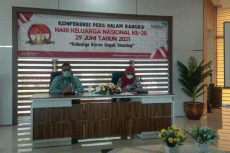 Peringati Hari Keluarga...