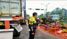 Kecelakaan Karambol...