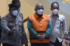 Selain Kota Bekasi,...