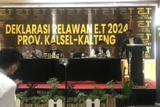 Relawan di Kalimantan...