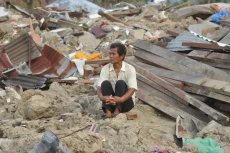 Tiga Tahun Berlalu,...