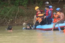 2 Bocah di Maros Ditemukan...