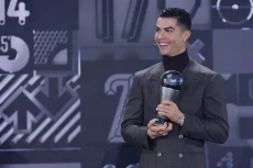 Cristiano Ronaldo Rebut...