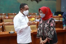 WADA Izinkan Bendera...