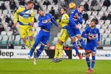 Hasil Coppa Italia 2021/2022:...