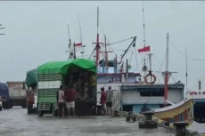 Sejumlah Kapal Urung...