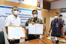 PLN dan Pemkab Buton...
