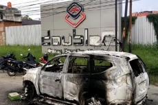 Polisi Rangkul Tokoh...