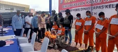 Hanya dalam 4 Hari,...