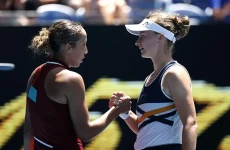 Madison Keys Hentikan...