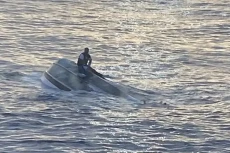 Kapal Penyelundup Manusia...