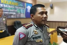 Penggerebekan Pinjol...