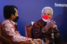 Atasi Kredit Macet,...