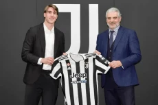 Dusan Vlahovic ke Juventus...