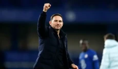 Everton Ajukan Tawaran...