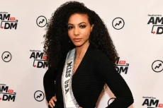 Cheslie Kryst Miss USA...
