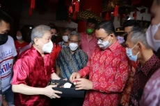 Momen Perayaan Imlek,...