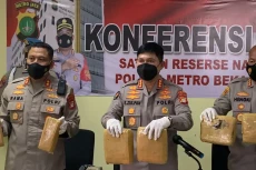 Polres Bekasi Kota Gagalkan...