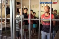 Kerangkeng Manusia di...