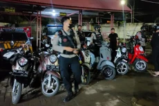 Polisi Amankan Tujuh...