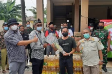Hore! Dapat Bantuan,...