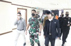 Senator Asal Sulteng...