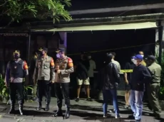 Langgar Prokes, Bar...