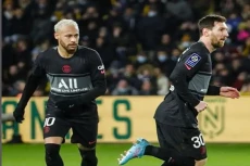 Hasil Nantes vs PSG:...