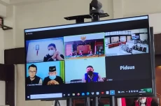 Kompak Korupsi Dana...
