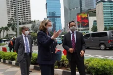 Menteri Perdagangan...