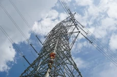 PLN Rogoh Kocek Rp372...