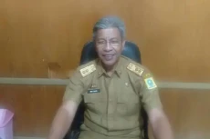 Pedagang Pasar Sentral...