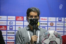Bali United vs Arema...