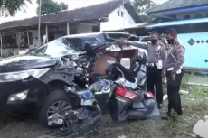 Kecelakaan Lalu Lintas...