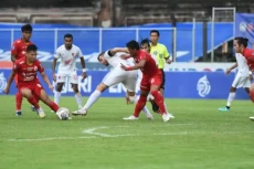 Takluk oleh Persija,...