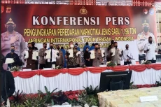 Luar Biasa! Polri Bongkar...