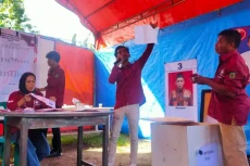 Sempat Diwarnai Bentrok...