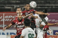 Hasil Liga 1: Persebaya...