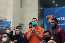Uang Indra Kenz Mengalir...
