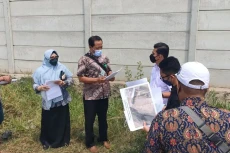 Dihadang, Sidang Lahan...