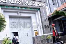 KPK Periksa 3 Mantan...