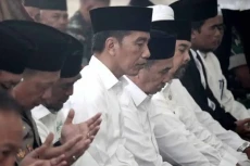 Malam Ini, Jokowi Dijadwalkan...
