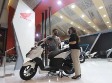 Survei: Honda Motor...