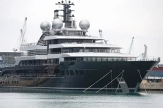 Belanda Sita 14 Kapal...