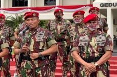 Jabat Danjen Kopassus,...