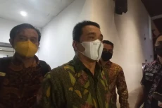 DPRD Ingin Lanjutkan...