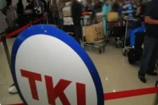 4 Bulan Telantar di...