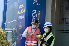Gokil, Rara Pawang Hujan...
