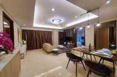 Apartemen dengan Hotel...