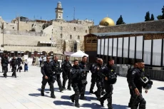 Polisi Israel Masuk...